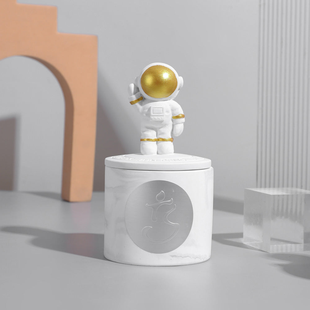Space Astronaut Scented Candle Gift Set – Aromatherapy Diffuser with Plaster Figurine for Home, Hotel, Office – Room Decor, Thank You Gift, Housewarming Box